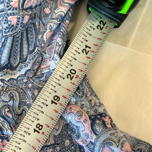 Ralph Lauren Ladies Pajama Top Medium Gently Owned - Picture 4 of 5